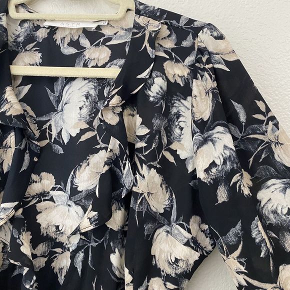 ASTR The Label Dress Womens Large Wrap Floral ADR94244 - Picture 3 of 8